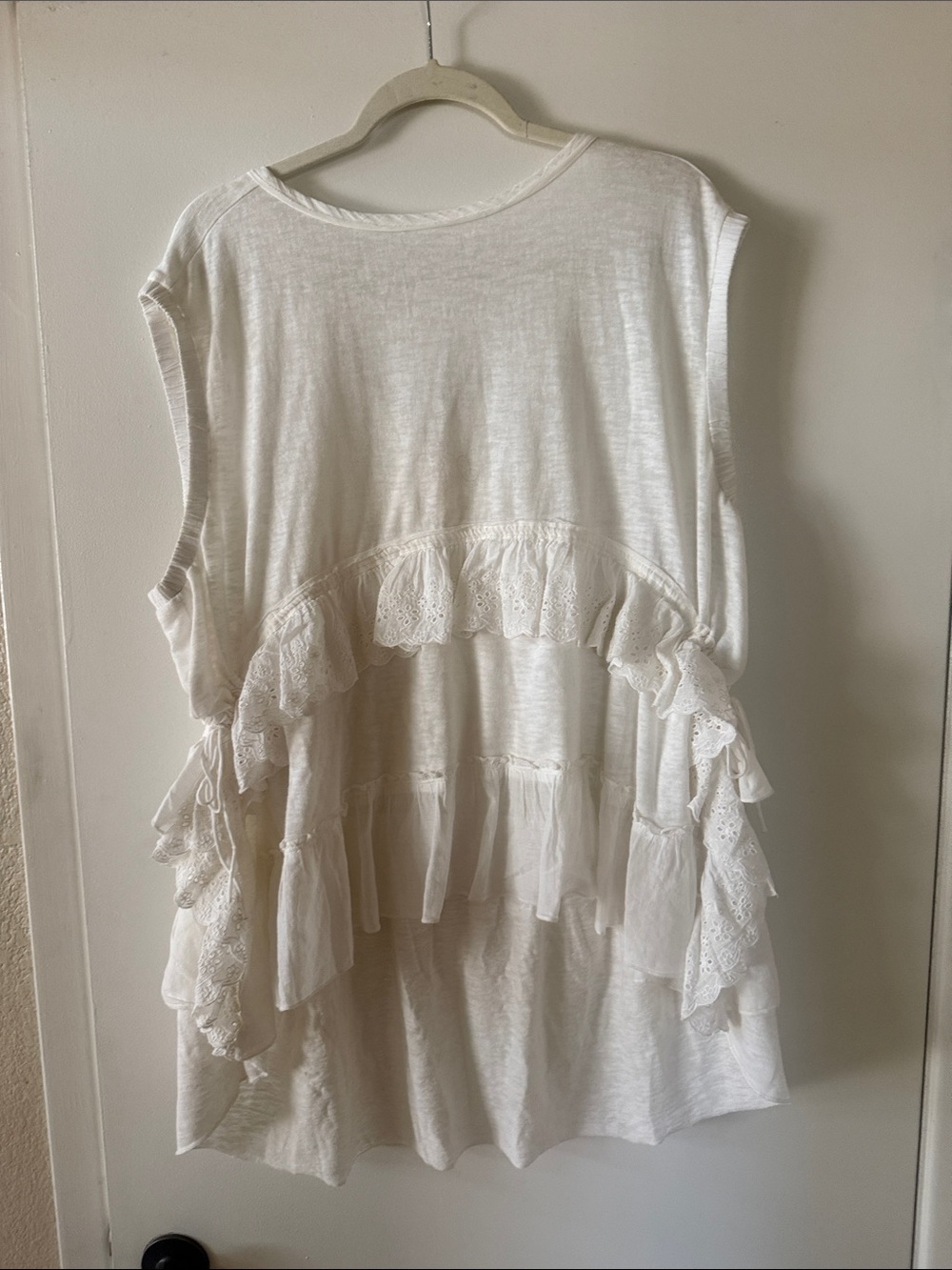Free People Ivory Ruffle Lace Tiered Sleeveless Tunic